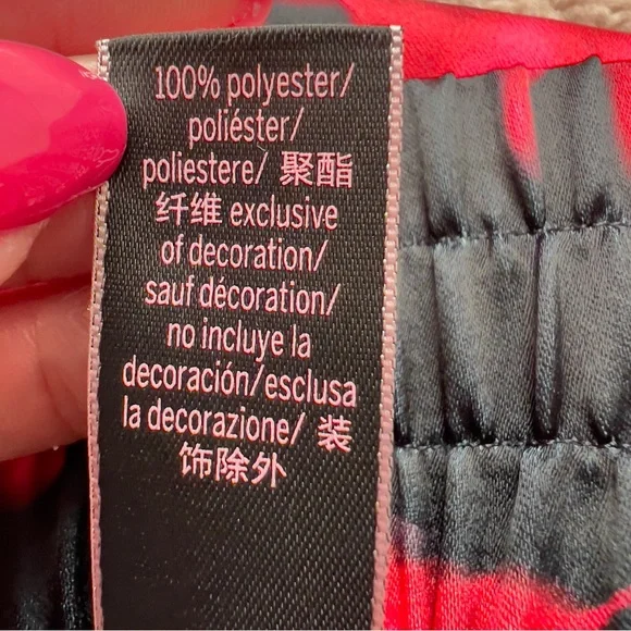 Victoria’s Secret Black Red Floral Satin Wide-Leg Pajama Pants Women’s Size XL - Picture 12 of 14